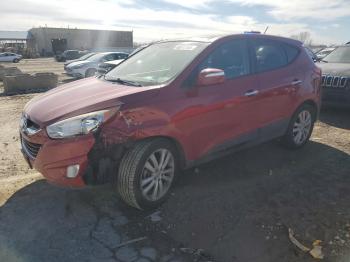  Salvage Hyundai TUCSON
