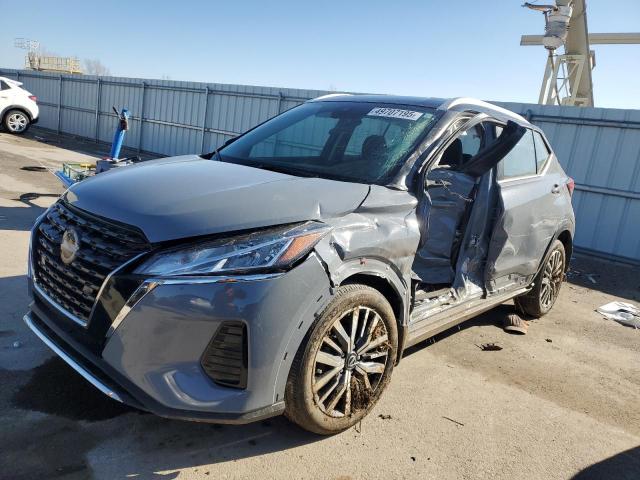  Salvage Nissan Kicks