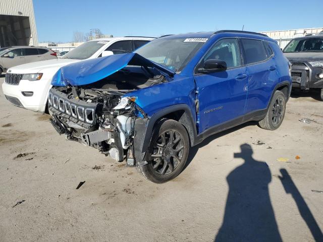  Salvage Jeep Compass
