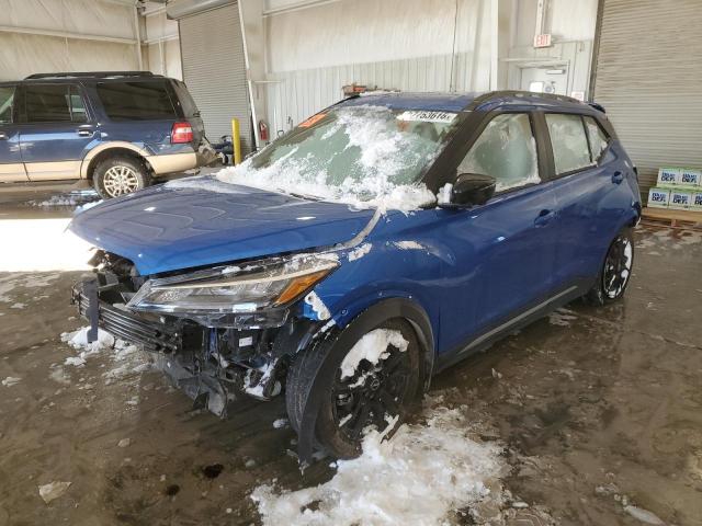  Salvage Nissan Kicks