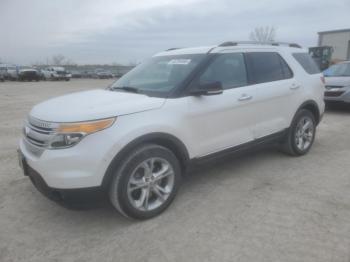  Salvage Ford Explorer