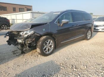  Salvage Chrysler Pacifica