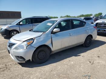  Salvage Nissan Versa