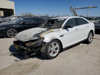  Salvage Ford Taurus