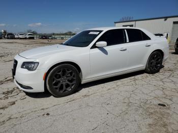  Salvage Chrysler 300