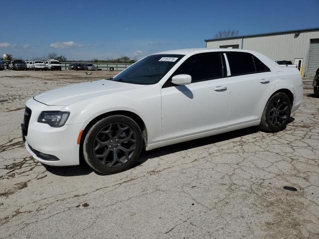  Salvage Chrysler 300