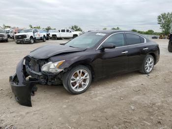  Salvage Nissan Maxima