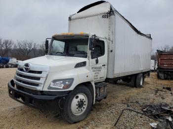  Salvage Hino 258 268