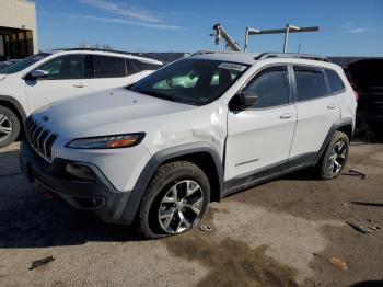 Salvage Jeep Cherokee