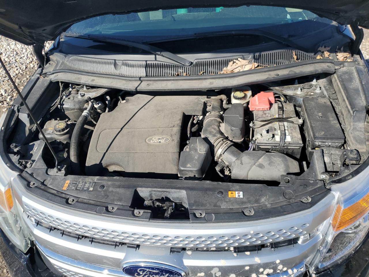 Ford Explorer Image 8