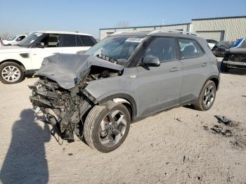  Salvage Hyundai VENUE