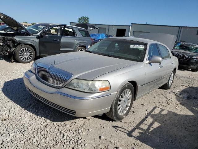  Salvage Lincoln Towncar