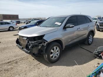  Salvage Kia Sorento