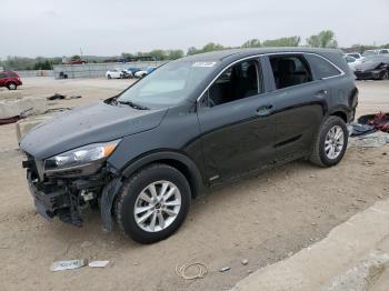  Salvage Kia Sorento