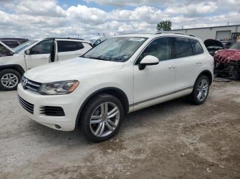  Salvage Volkswagen Touareg