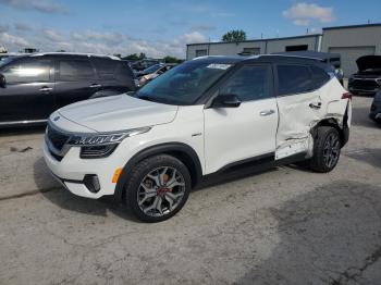  Salvage Kia Seltos