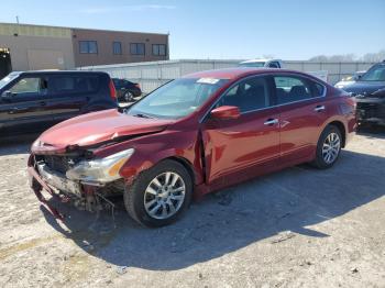  Salvage Nissan Altima