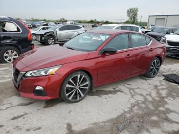  Salvage Nissan Altima