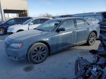  Salvage Chrysler 300