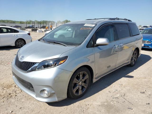  Salvage Toyota Sienna