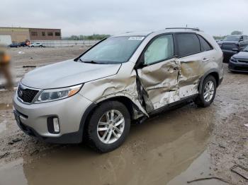  Salvage Kia Sorento