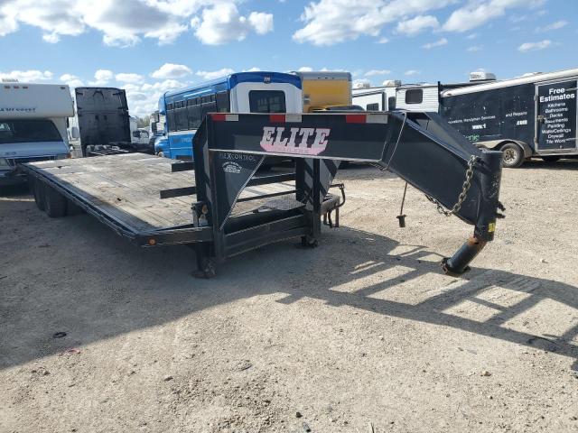  Salvage Elit Trailer