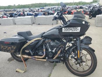  Salvage Harley-Davidson Fltrxst