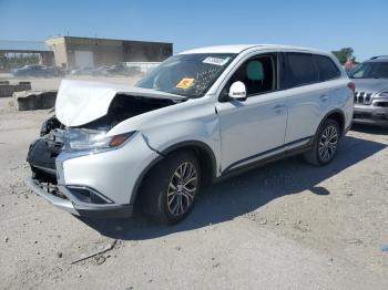  Salvage Mitsubishi Outlander