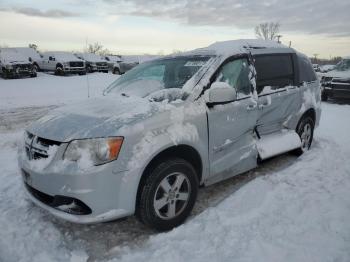  Salvage Dodge Caravan