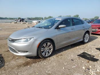  Salvage Chrysler 200