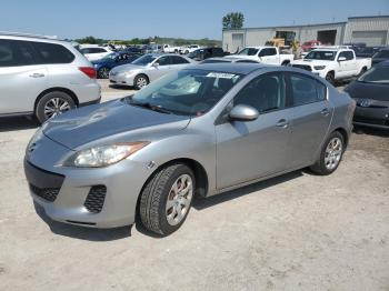  Salvage Mazda 3