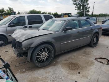  Salvage Chrysler 300