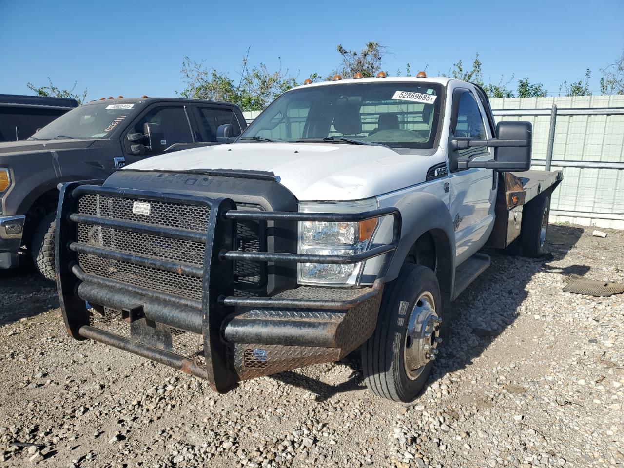 Ford F-550 Super Duty Image 1