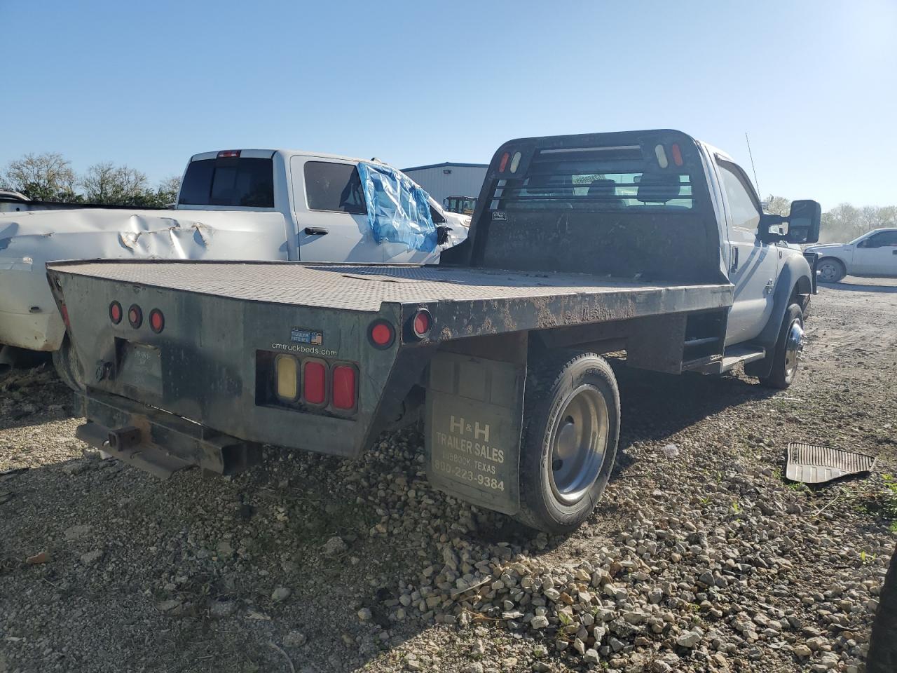 Ford F-550 Super Duty Image 4