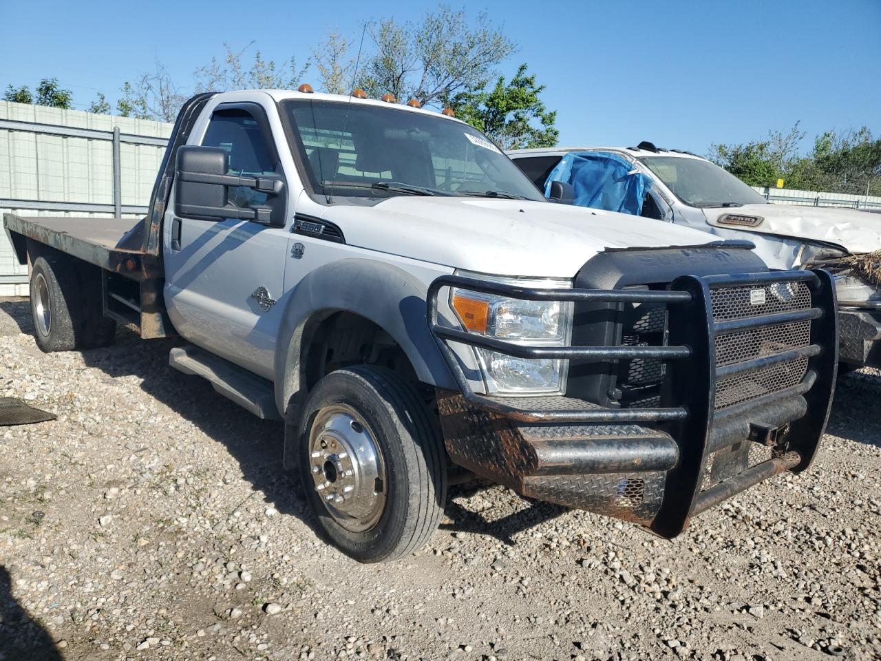 Ford F-550 Super Duty Image 5