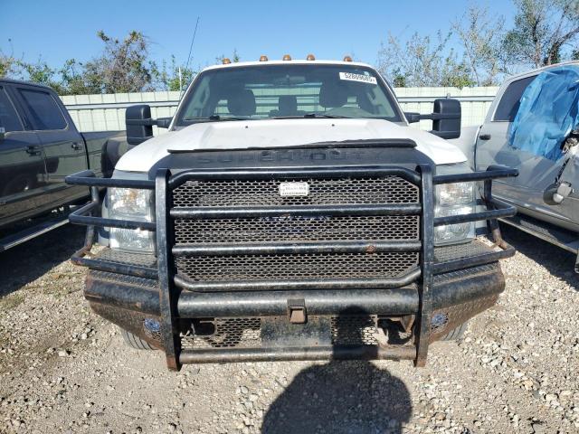 Ford F-550 Super Duty Image 12
