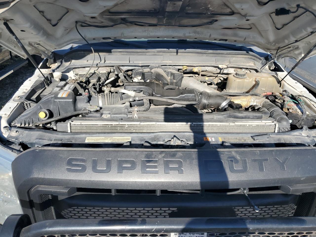 Ford F-550 Super Duty Image 11