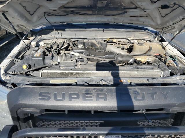 Ford F-550 Super Duty Image 11