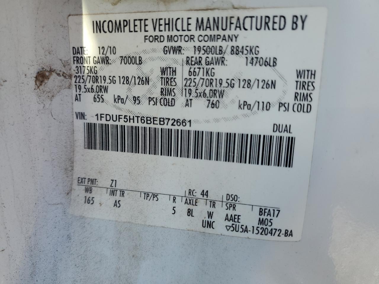 Ford F-550 Super Duty Image 2