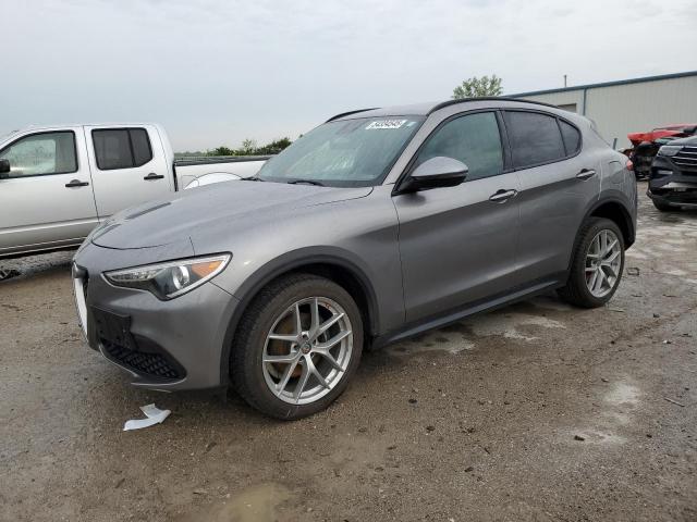  Salvage Alfa Romeo Stelvio