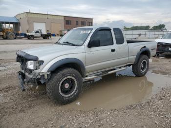  Salvage Toyota Tacoma