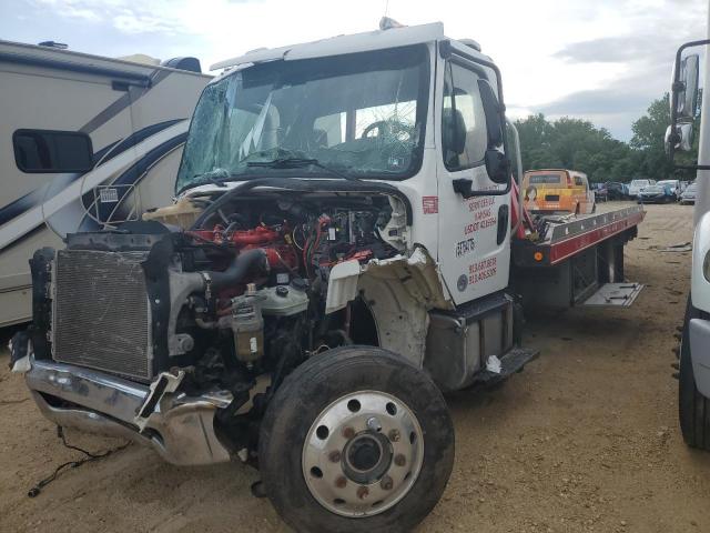  Salvage Freightliner M2 106 Med