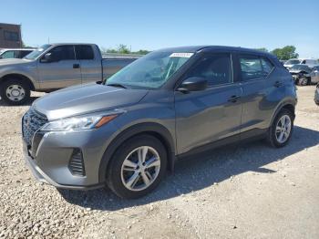  Salvage Nissan Kicks