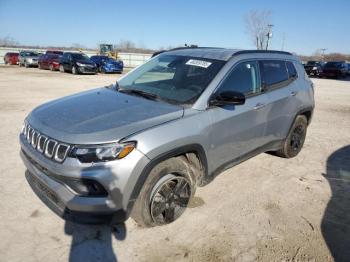  Salvage Jeep Compass
