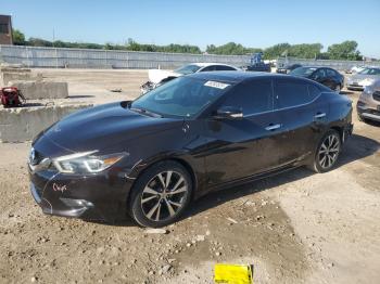  Salvage Nissan Maxima