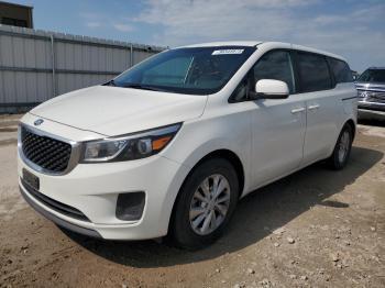  Salvage Kia Sedona