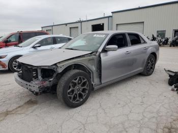  Salvage Chrysler 300