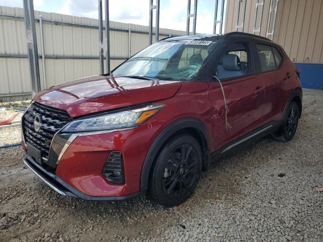  Salvage Nissan Kicks
