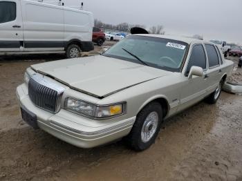  Salvage Lincoln Towncar