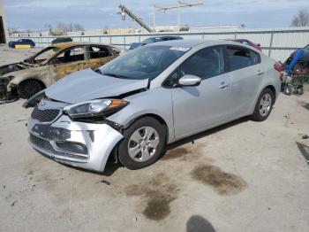  Salvage Kia Forte